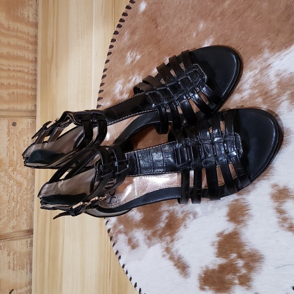 Sofft Shoes Sofft Black Leather Heeled Sandals Size 7 Poshmark